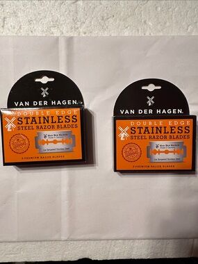 2-Packs of Van Der Hagen double edge stainless steel razor blades